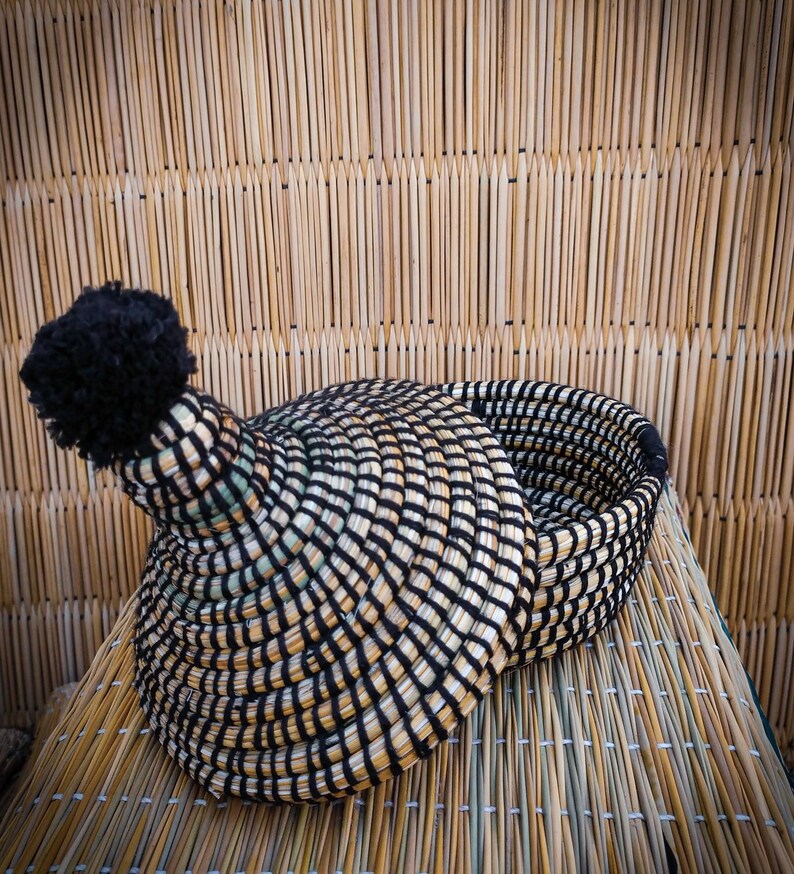 Moroccan Berber Handwoven Straw Bread Basket in Black