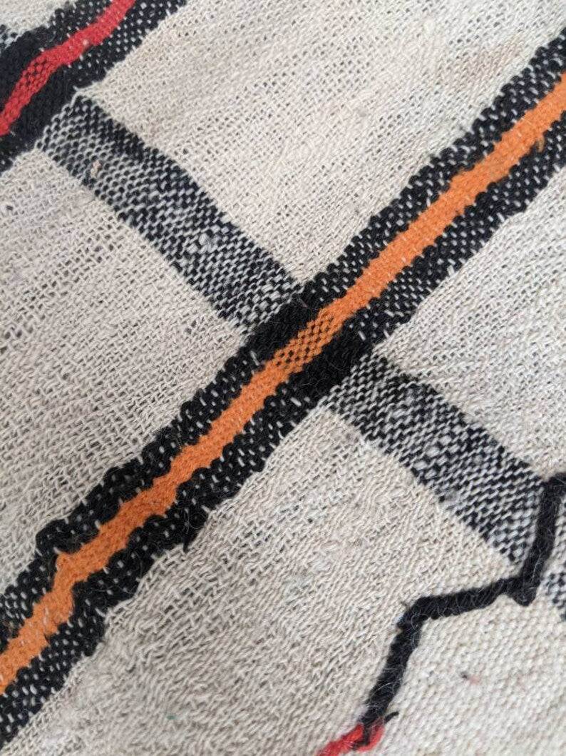 Vintage Moroccan Berber Blanket: Haik